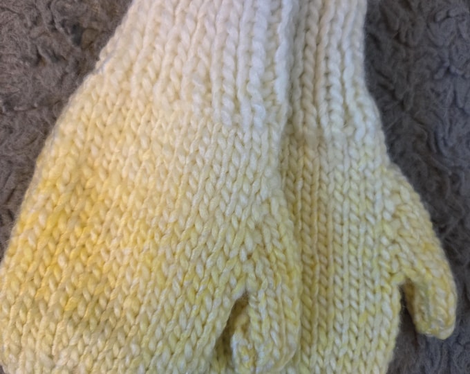 Handmade Knit Kids Mittens Size Small (ages 4 to 6) width 3 inch length 6 inch  Acrylic Yarn. Yellow. FREE Shipping.
