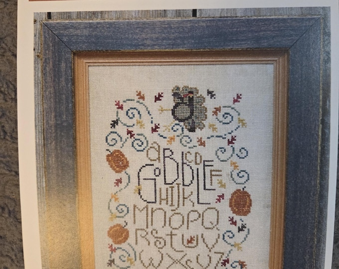 Bent Creek Gobble Cross Stitch Pattern. FREE SHIPPING. Good Condition.