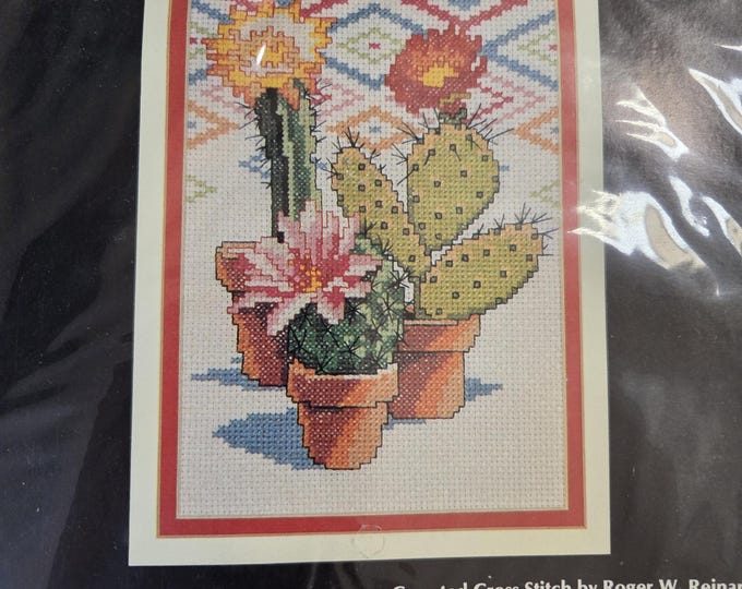 Monarch Horizons Takealongs Desert Flowers Counted Cross Stitch Kit. FREE SHIPPING. Preowned Condition.