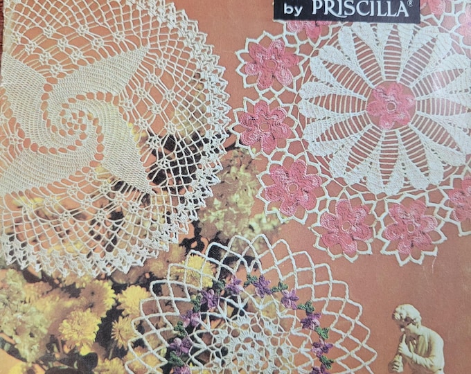 Coats & Clarks Doilies No 122 FREE SHIPPING. Old Condition.
