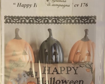Serenita di campagna Happy Halloween  Cross Stitch Pattern. Free Shipping. Good Condition.