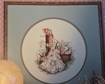 Leisure Arts Summers Remembered Cross Stitch Pattern. Free SHIPPING. Older Used Condition.