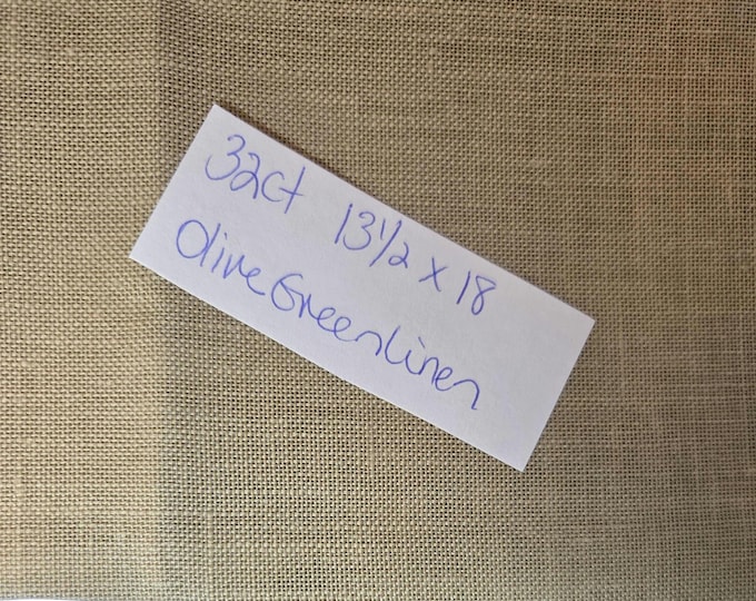 32ct 13.5"x18" Olive Green Linen.Preowned and Repackaged. FREE SHIPPING.