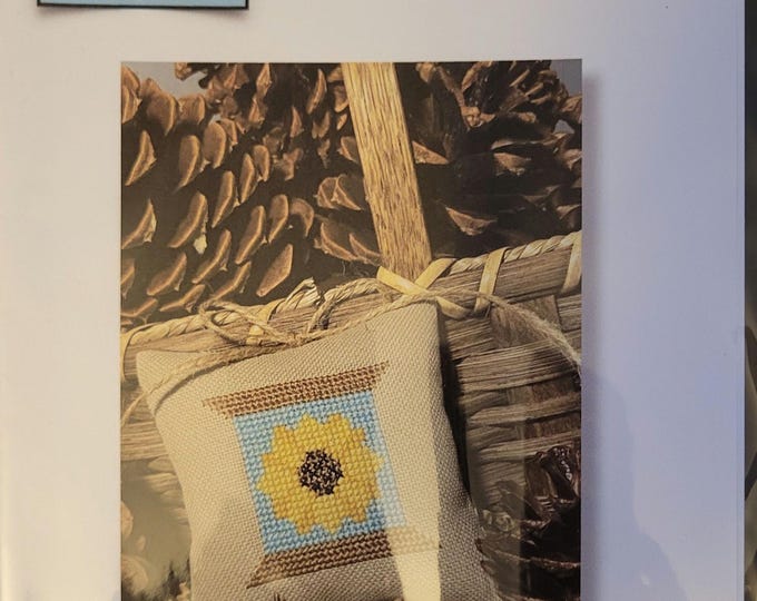 Crafty Bluebonnet Sunflower Spool Cross Stitch Pattern. Free Shipping. Good Condition.