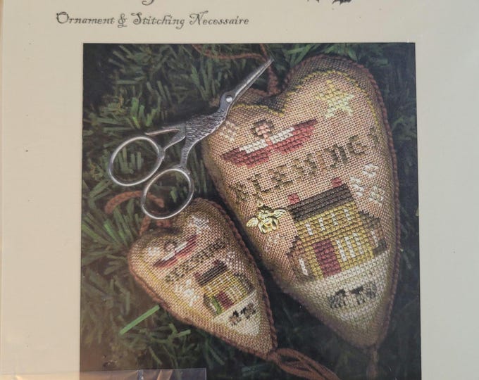 Homespun Elegance Blessings Heart Cross Stitch Pattern. Free Shipping. Used Condition. Includes charm.
