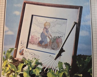 Cross Stitch and Country Crafts Magazine May/Jun 90. FREE SHIPPING. Older Condition.