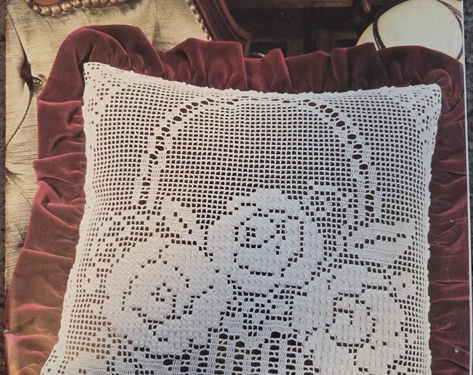 Anchor Book of Filet Crochet. FREE SHIPPING. Old Condition.