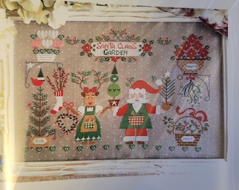 Cuore e Batticuore Santa Claus Pollice Verde Cross Stitch Pattern. FREE SHIPPING.
