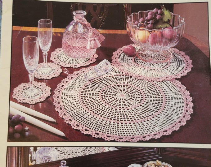 Leisure Arts Versatile Doilies Crochet Pattern. FREE SHIPPING. Used Condition.