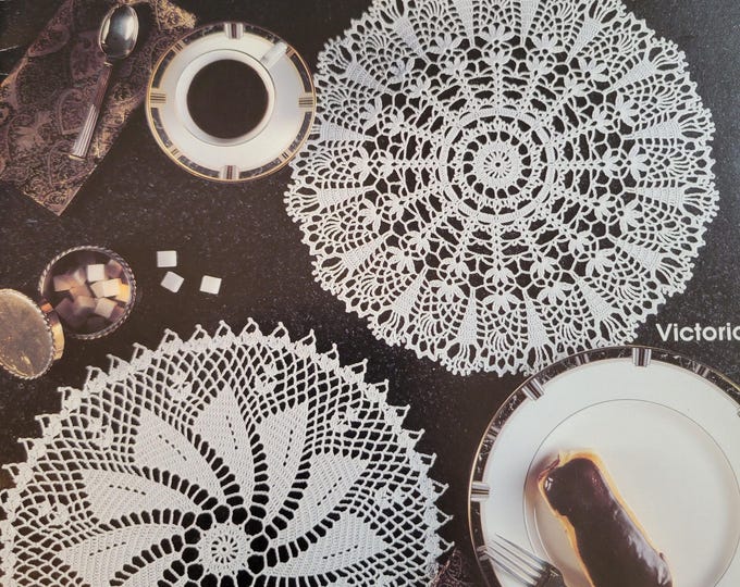Leisure Arts Todays Doilies Crochet Pattern. FREE SHIPPING. Used Condition.