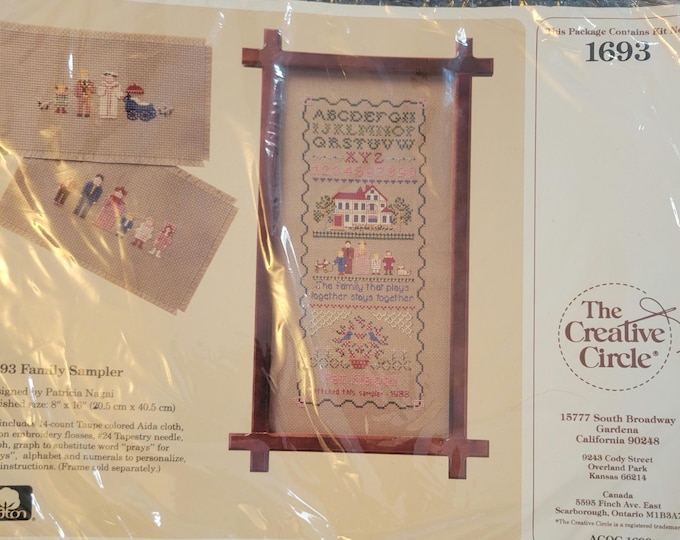 1693 Family Sampler Cross Stitch Kit. FREE SHIPPING. New Condition.