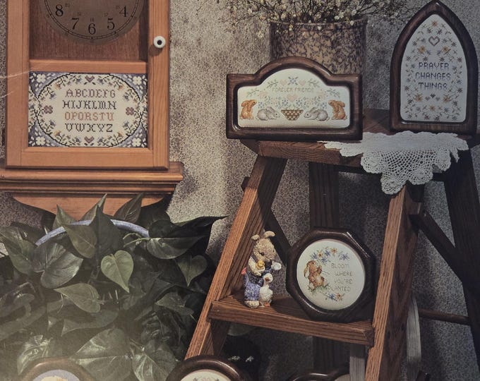 Stoney Creek A Touch of Heart Cross Stitch Pattern. Free SHIPPING. Used Condition.