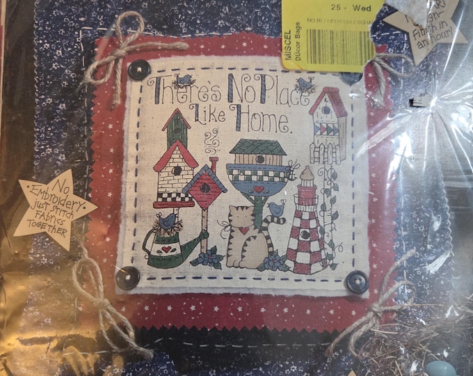 Dimensions From The Heart Theres No Place Like Home Pillow Applique Kit FREE SHIPPING. Older Condition.