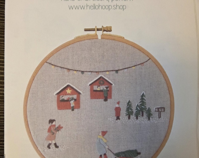 Hello Hoop Christmas Market Embroidery Kit. FREE SHIPPING. Estate Sale Preowned Good Condition. Does Not Incl Hoop.