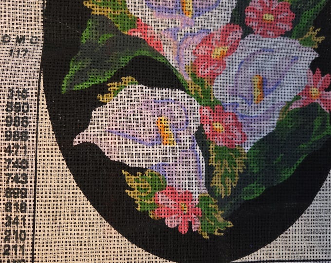 Collection D’Art Calla Lillies Oval Needlepoint Canvas 7" x 9.5". Older Condition. Free Shipping.