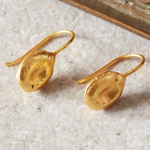 Matt 18K Gold and Silver Pumpkin Seed Hook Earrings, Organic Shaped Drop Earrings image 6