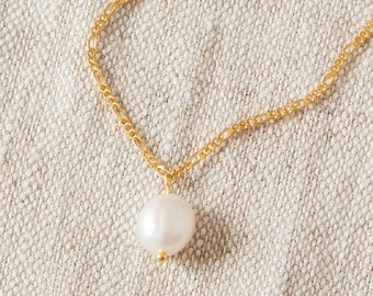 Solitaire Pearl Gold Chain Necklace, 18K Gold Plated Silver, Wedding Jewellery, June Birthstone Jewellery, Bridal Jewellery