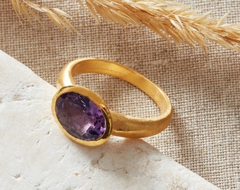 Amethyst Matte Gold Ring, Amethyst Satin Finish Ring, Amethyst Purple Gemstone Ring, Amethyst Gemstone Stacking Ring, Purple Gemstone Ring