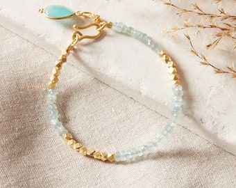 Aquamarine Antique Bead Gold Bracelet, Pale Blue Beaded Bracelet, Blue Gemstone Stacking Bracelet, March Birthstone, Layering Bracelet