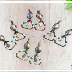 Seed Bead Earrings with Feather Charm, Colorful and Sparkly, Minimalist Earrings, Beaded Earrings, Handmade Jewelry, Seed Bead Jewelry