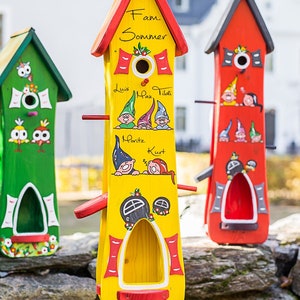 Domek dla ptaków Willa dla ptaków w prezencie Kolorowy domek dla ptaków XXL z krasnalami
