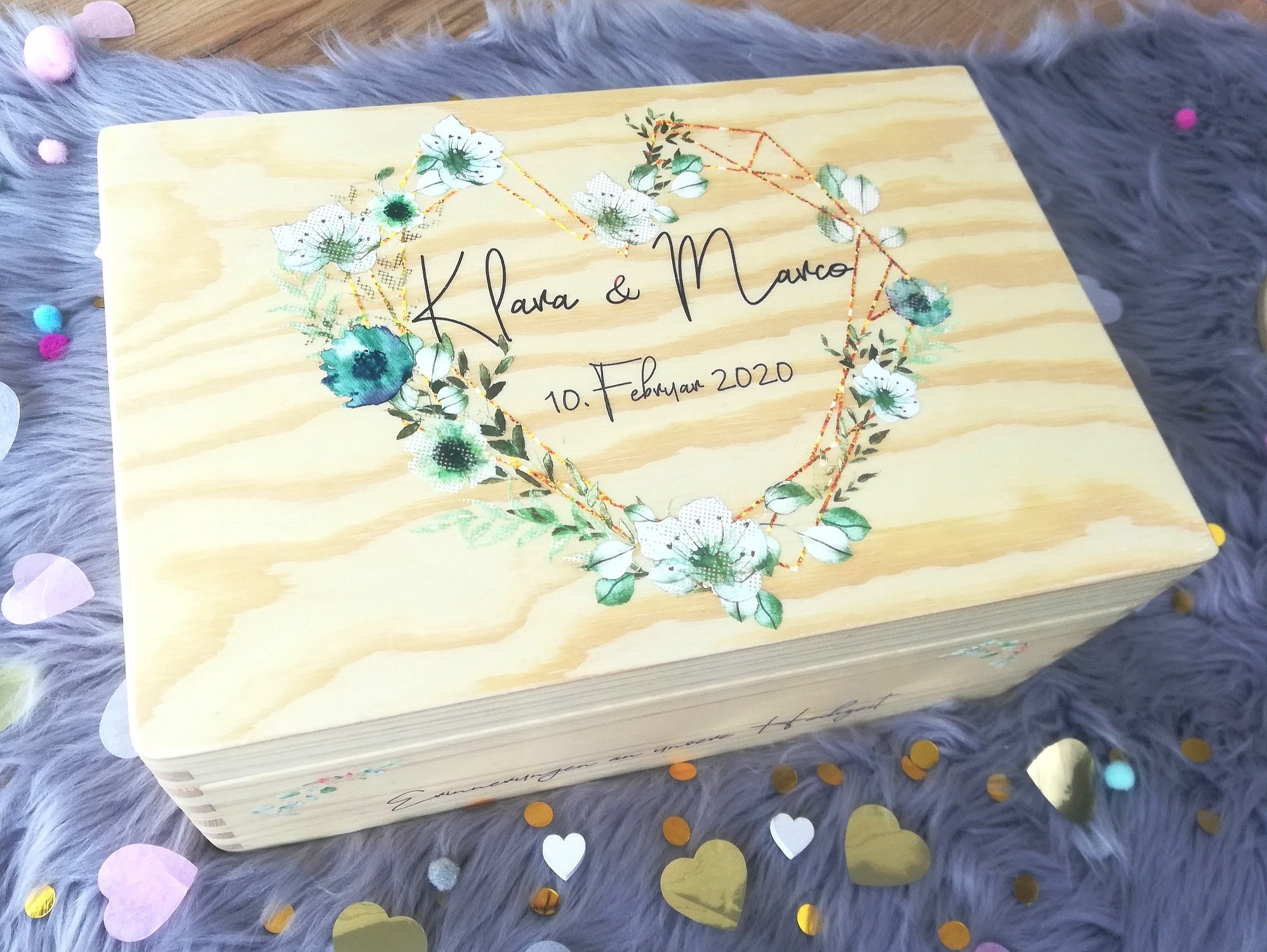 Erinnerungskiste Hochzeit mit Namen BlumenHerz Etsy
