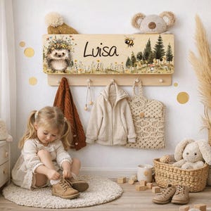 Garderobe, Kindergarderobe mit Ablage, Kind, Kinderzimmer, individuell Kleiderhaken, Garderobenleiste personalisierbar: Waldtiere NeoNino