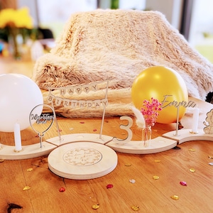 Piatto di compleanno personalizzato / anello di compleanno / corona di compleanno con candele / decorazione da tavolo in legno per bambini