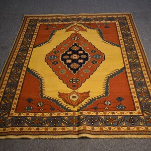 4&#39;7 x 5&#39;10 ft Tribal Larhabi design kilim
