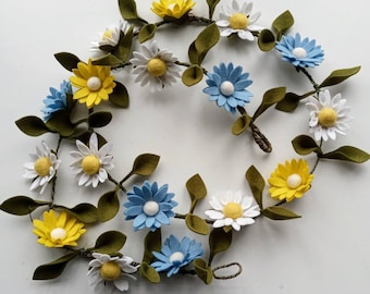 Handmade Felt Flower Garland: Spring Nursery Decor, Wedding Decoration