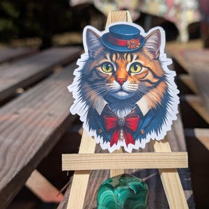 Sticker chat élégant - chat steampunk victorien avec chapeau haut de forme et noeud papillon