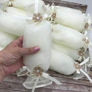 Bomboniere in pizzo a forma di caramella Bomboniere per matrimonio Bomboniere per battesimo Regalo per ospiti greco fatto a mano Bomboniere in avorio per battesimo Avvolte + koufeta