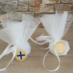 Bomboniere con croce bizantina Bomboniere per battesimo Bomboniere greche con koufeta Regali per gli ospiti del battesimo Sacchetto in tulle greco Stile religioso unico