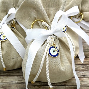 Portachiavi con occhio diabolico, bomboniere per battesimo, bomboniere per matrimonio, bomboniere greche con koufeta, sacchetto regalo per gli ospiti, stile rustico unico