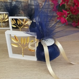 Cornice in ulivo con albero della vita personalizzato, oro 24k, sacchetto porta bomboniere, souvenir di nozze greche Koufeta