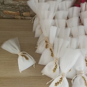 Bomboniere minimali in ulivo Bomboniere per matrimonio Souvenir greci per spose con koufeta Coriandoli Regali per gli ospiti in omaggio