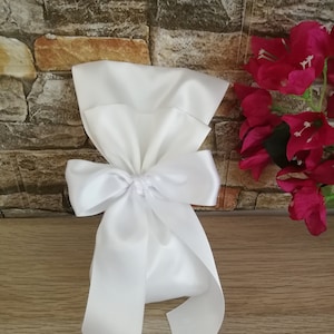 Bomboniere in avorio bianco Sacchetto in raso Ospiti unici Bomboniere per matrimonio Bomboniere greche per battesimo Bomboniere per battesimo Idee regalo Evento elegante