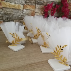 Ramo d'ulivo dorato su ceramica Bomboniere Ornamento per matrimonio Souvenir Bomboniera greca Koufeta Regali per gli ospiti del battesimo Regalo di buona fortuna