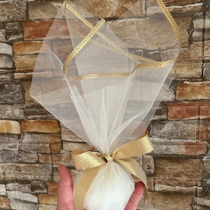 Oro avorio Semplice elegante Colori opzioni favori Bomboniere matrimonio Battesimo Souvenir greci con koufeta Regali per gli ospiti del battesimo Sacchetto di tulle