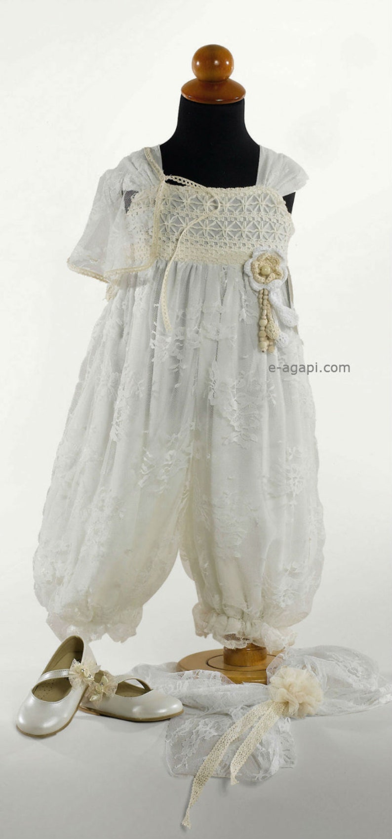 Flowergirl suit Wedding party outfit Couture rompers baby girl wedding SET Lace cream rompers 1 st birthday union suit outfit
