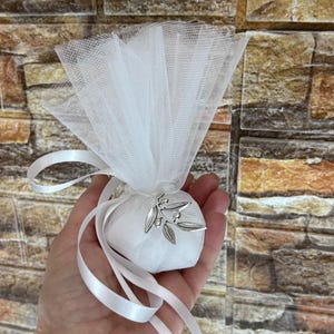 Olive favors Wedding bomboniere White wedding Greek favors with koufeta Wedding guests gifts Tulle pouch greek wedding Unique grecian style image 1