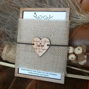 burlap wedding invitation wood (10)/ lovebirds invitation / cottage chic invitation / shabby chic invitation / rustic invite / wood invite