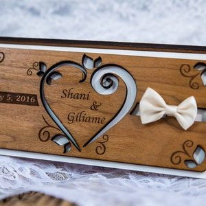 Custom Handcarfted wedding invitations,  Unique Rustic Wedding Announcement Set of 10, Kraft Envelopes, Natural Wood Eco Friendly Material