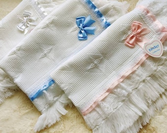 Kinder CHRISTENING SHAWL Blue Pink White Personalised Embroidery Blanket