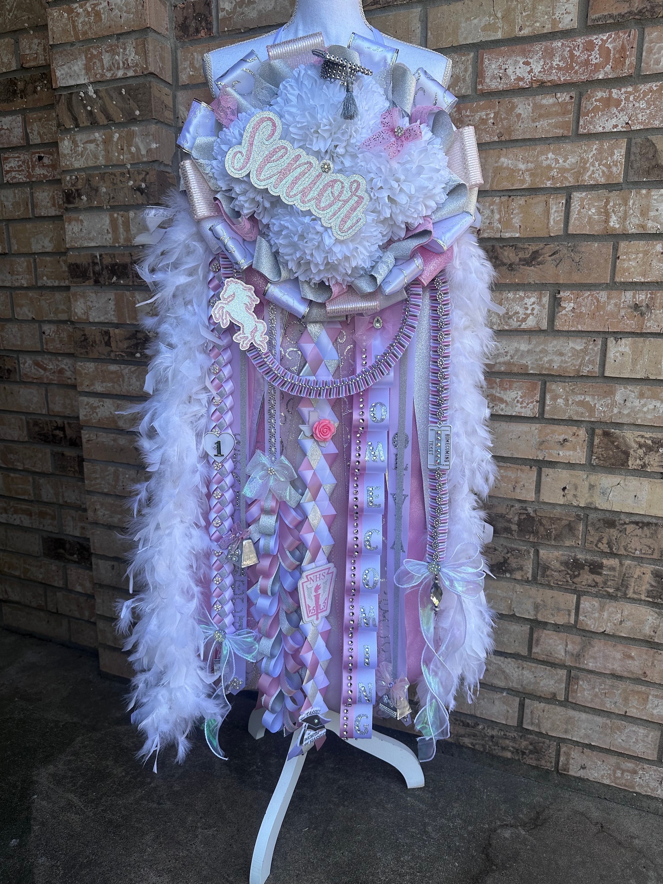 Mum♡ Custom Homecoming Mum: Quad Flower, Deluxe/ultimate, 18”, 24