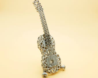 Guitare en acier Metal sculpture