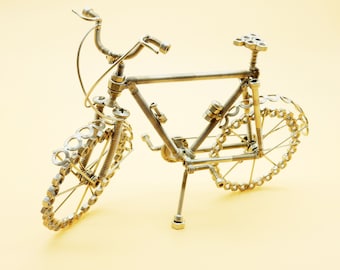 Fahrrad, Stadtrad, Metallskulptur, künstlerisches Fahrrad, Miniatur-Kunst, Sammlerstücke, Geschenk, Stadtrad, Metallkunst