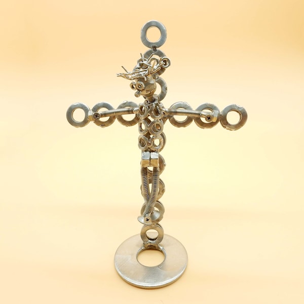 scultura crocifisso regalo croce, passione cristo, gesu regalo, croce artistica,  scrap metals sculpture metal oggetti da collezione