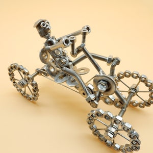 vélo de montagne 4 roues Sculpture en métal,vélo cross 4 roues,vélo sculpture 4 roues,VTT,cadeau cycliste,cadeau vélo image 3