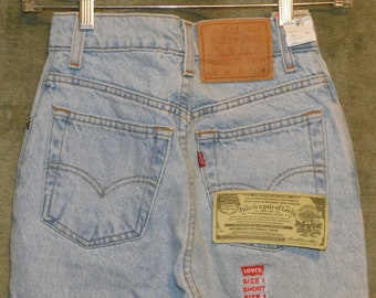 Levi's 512 Slim Fit Tapered Leg High Waist Jeans Juniors Size 1S USA